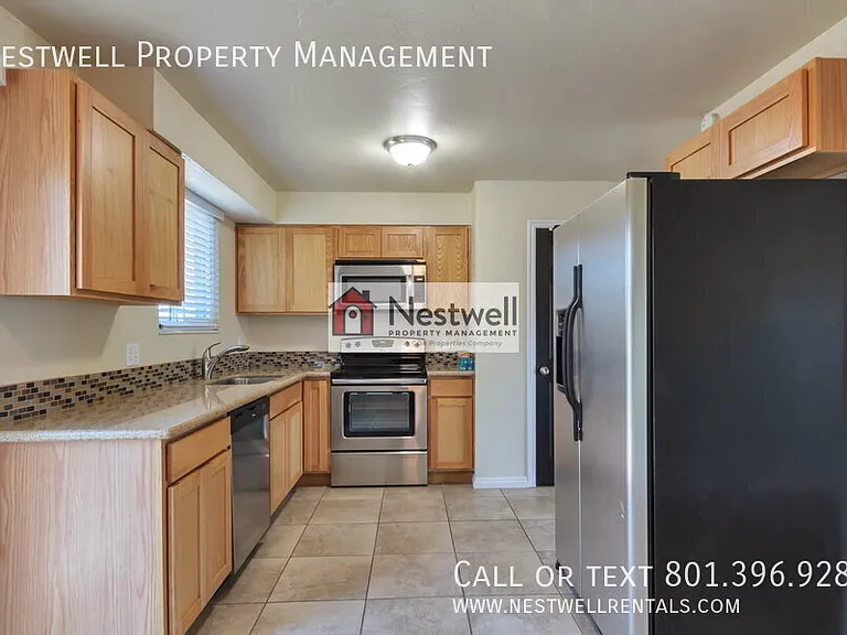 5676 S 3525 W — Photo 3
