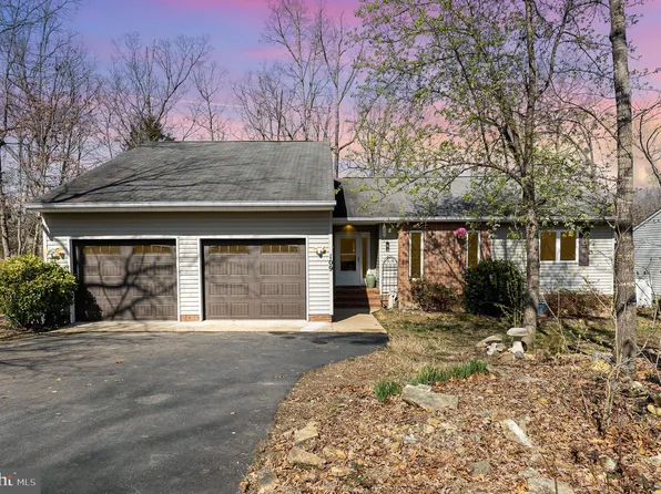 109 Republic Ave, Locust Grove, VA 22508