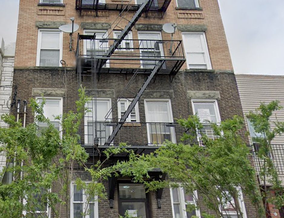 1st image of 712 24th St #A12