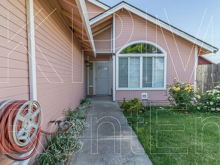 6529 El Capitan Cir — Photo 4