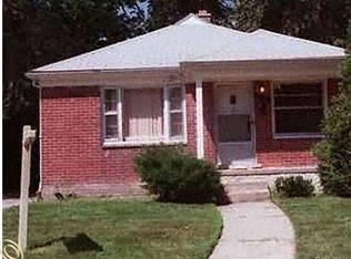 19935 Strathmoor St, Detroit, MI 48235