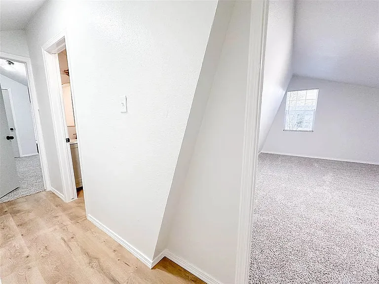 218 SE Surrey Pl — Photo 26
