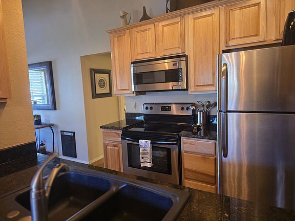 5th image of 93 E White Mountain Blvd #323-1