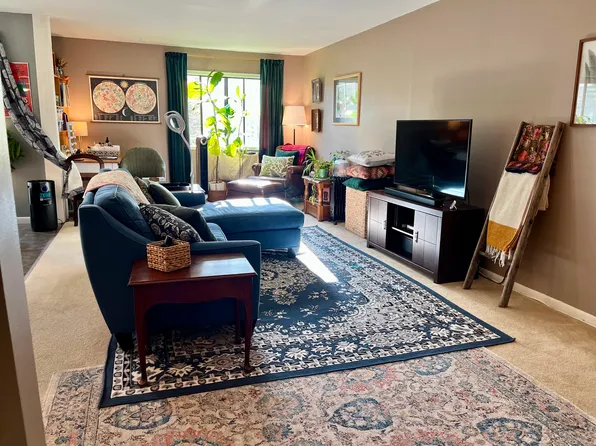 28 Scarborough Ln Suite C, Wappingers Falls, NY 12590