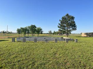 311 Paradise St, Lawrenceburg, TN 38464