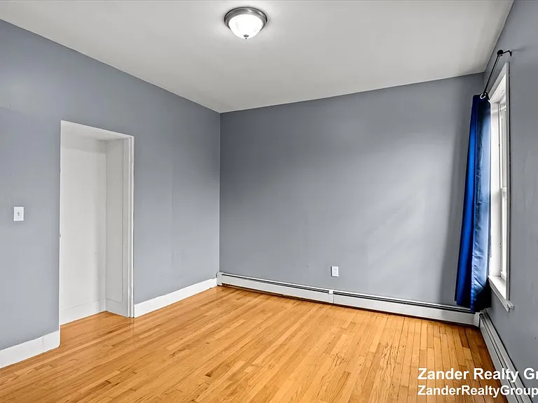 26 Alpine St #2 — Photo 10