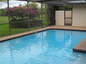 5th image of 10099 NW 20th St
