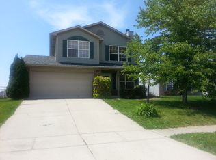 1382 Blue Grass Pkwy, Greenwood, IN 46143
