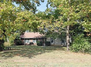 7800 E 233rd St, Peculiar, MO 64078