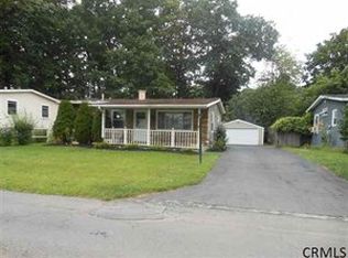 453 Gifford Rd, Schenectady, NY 12304