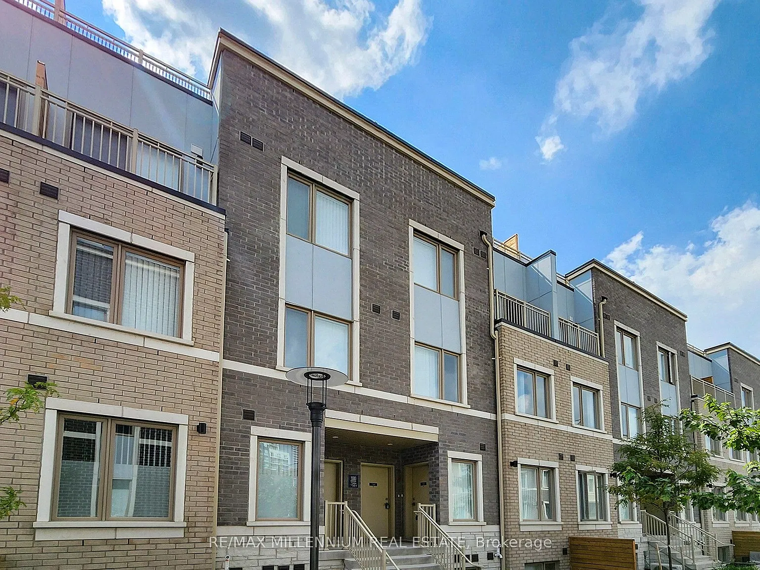 2 bed, $2,700 — Photo 1