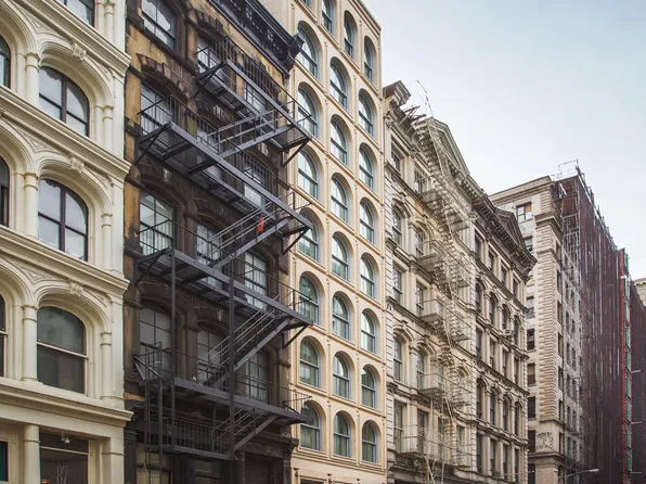 83 Walker Street image 13 of 13