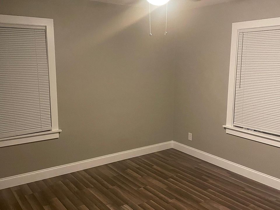 2nd image of 632 43rd St S