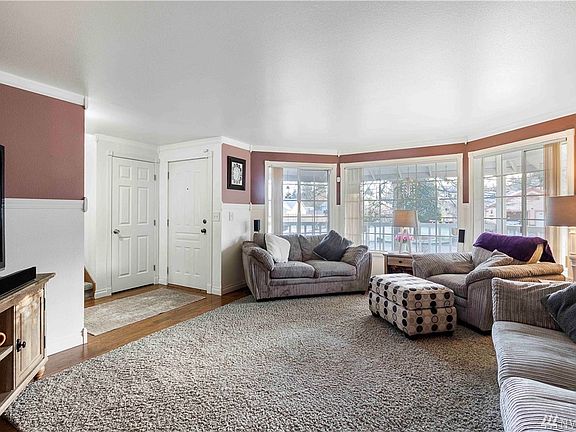 Another angle of the formal living room & ft. door. 