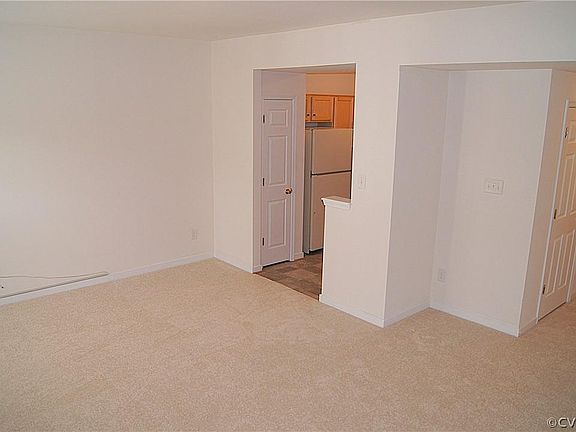 4th image of 2021 Mountain Gate Ln