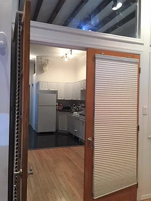 Rented by Yael Dunsky Real Estate | media 9