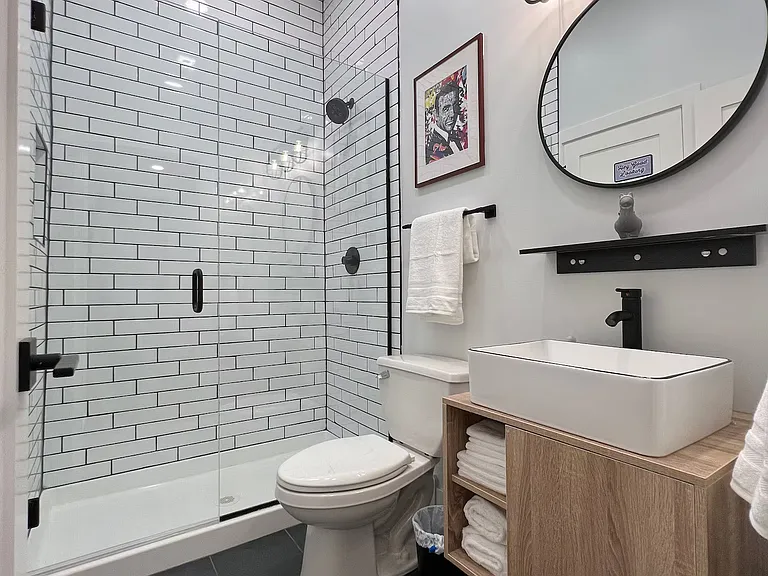 1042 Nelson Ave #B — Photo 5