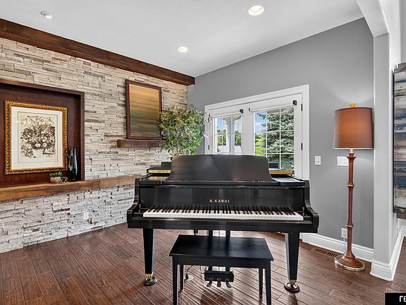 5th image of 3052 Golden Eagle Cir