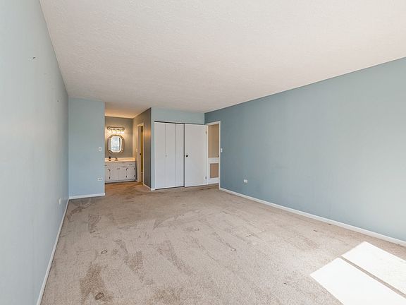5th image of 125 Acacia Cir Unit 210
