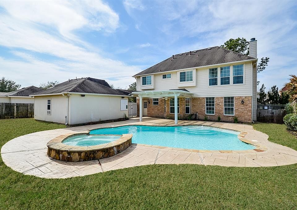 1st image of 6407 Canyon Park Dr