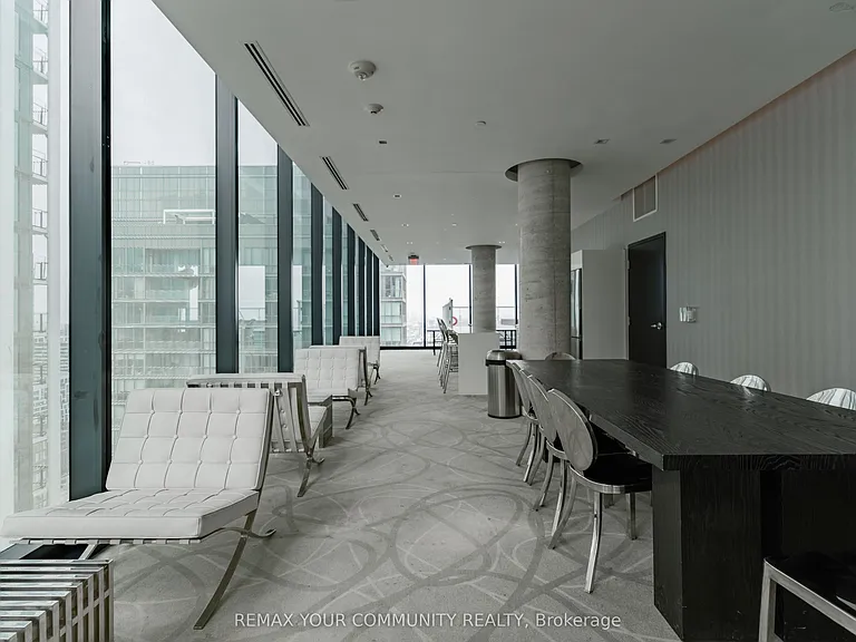 11 Charlotte St #204 — Photo 34