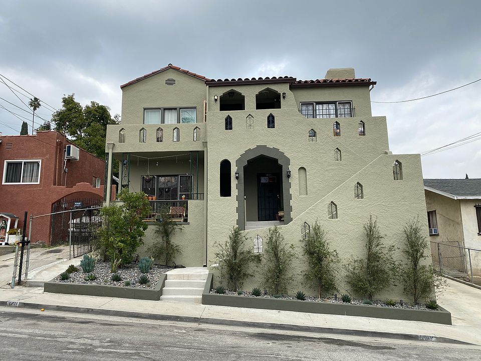 BUILDING EXTERIOR