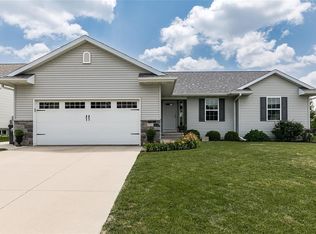 2701 Shaman Ave SW, Cedar Rapids, IA 52404