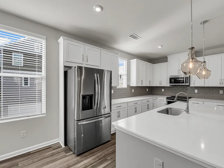 1331 Creekview Ln — Photo 30