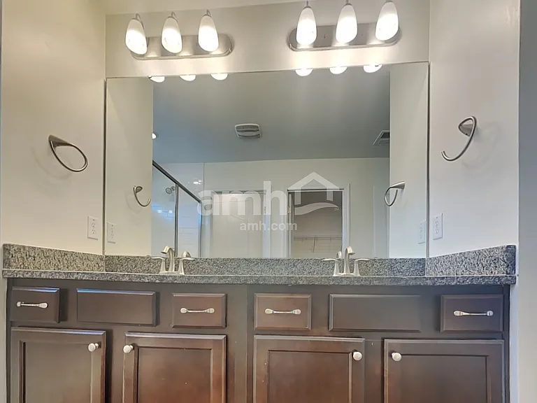 320 Azore Way — Photo 15