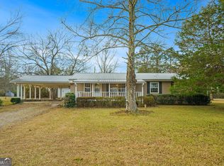 381 Laurel Rd, Carrollton, GA 30117