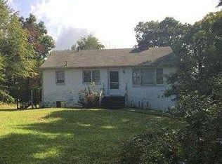 8328B Ball Rd, Frederick, MD 21704