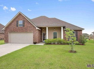 7115 Rue St, Addis, LA 70710