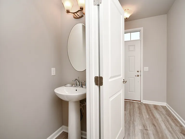 303 Corday Ln — Photo 6