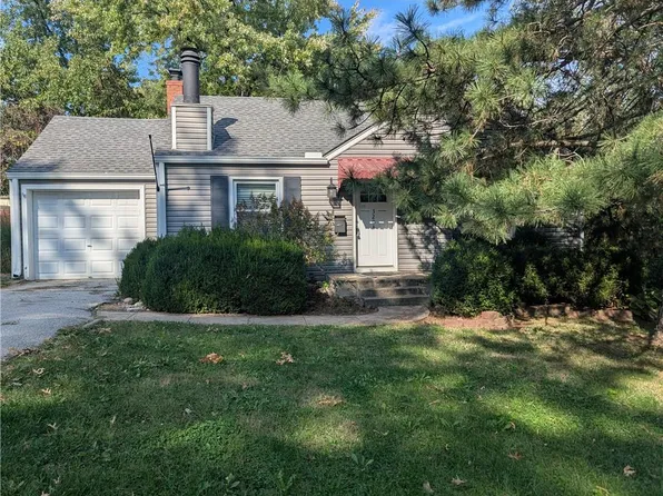 3204 NE 56th St, Kansas City, MO 64119