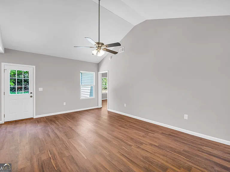 52 Adaline Ct — Photo 15
