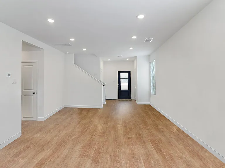 2107 Fisher Bend Dr — Photo 11