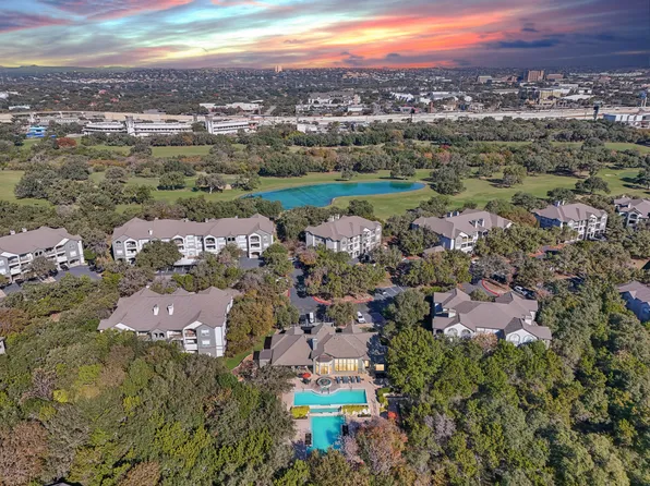 Legends on the Green Apartments