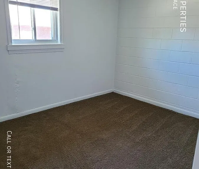 82 Harvey Pl — Photo 10