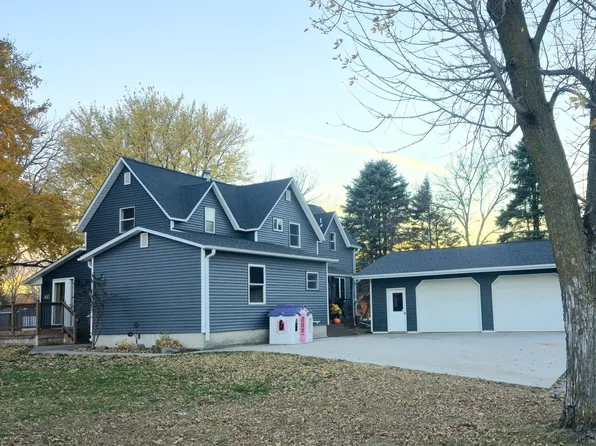 600 Birch Ave N, New Richland, MN 56072