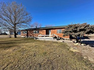 420 South St, Sutherland, NE 69165