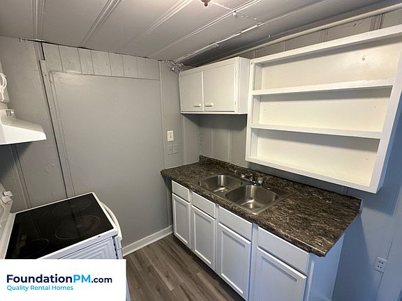 5th image of 3402 Coleman Ave #2
