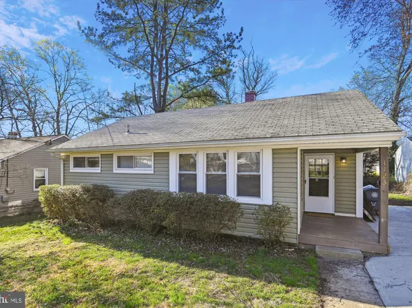 1123 Parrish Dr, Rockville, MD 20851