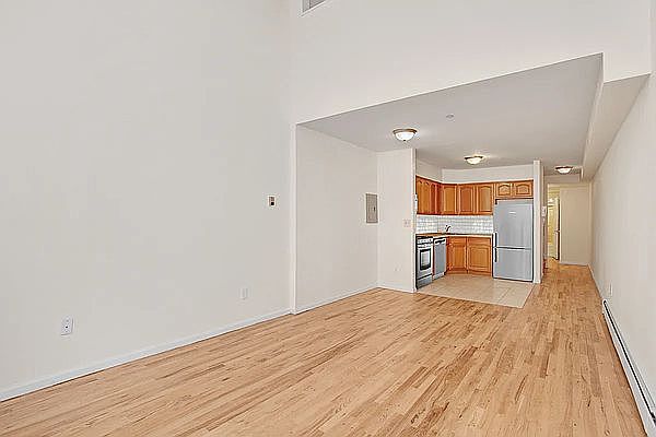 1st image of 98 Clifton Pl #1F