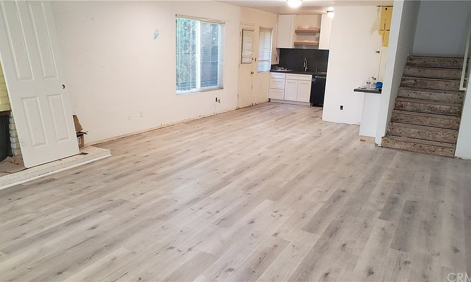1st image of 711 9th St #1