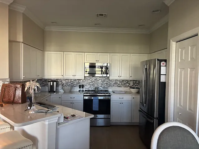9241 Bayberry Bnd — Photo 8