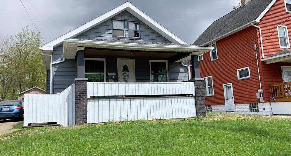 1st image of 613 N Saint Clair St