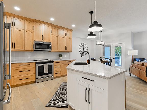 4th image of 1005 Calahoo Rd #21