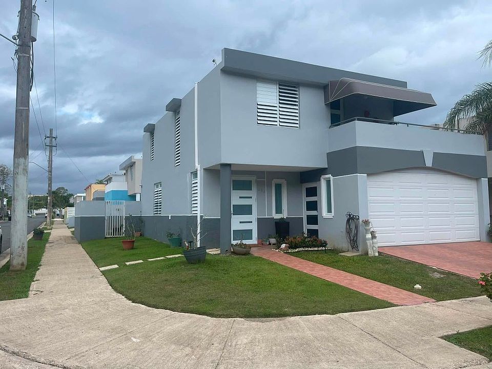 1st image of Estancias De Manati