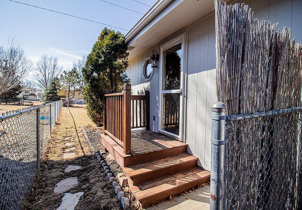 1st image of 5218 N 116th Ct