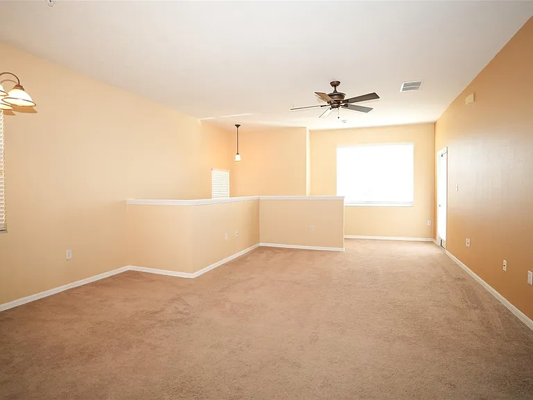 3468 Parkridge Cir #33-201 — Photo 8